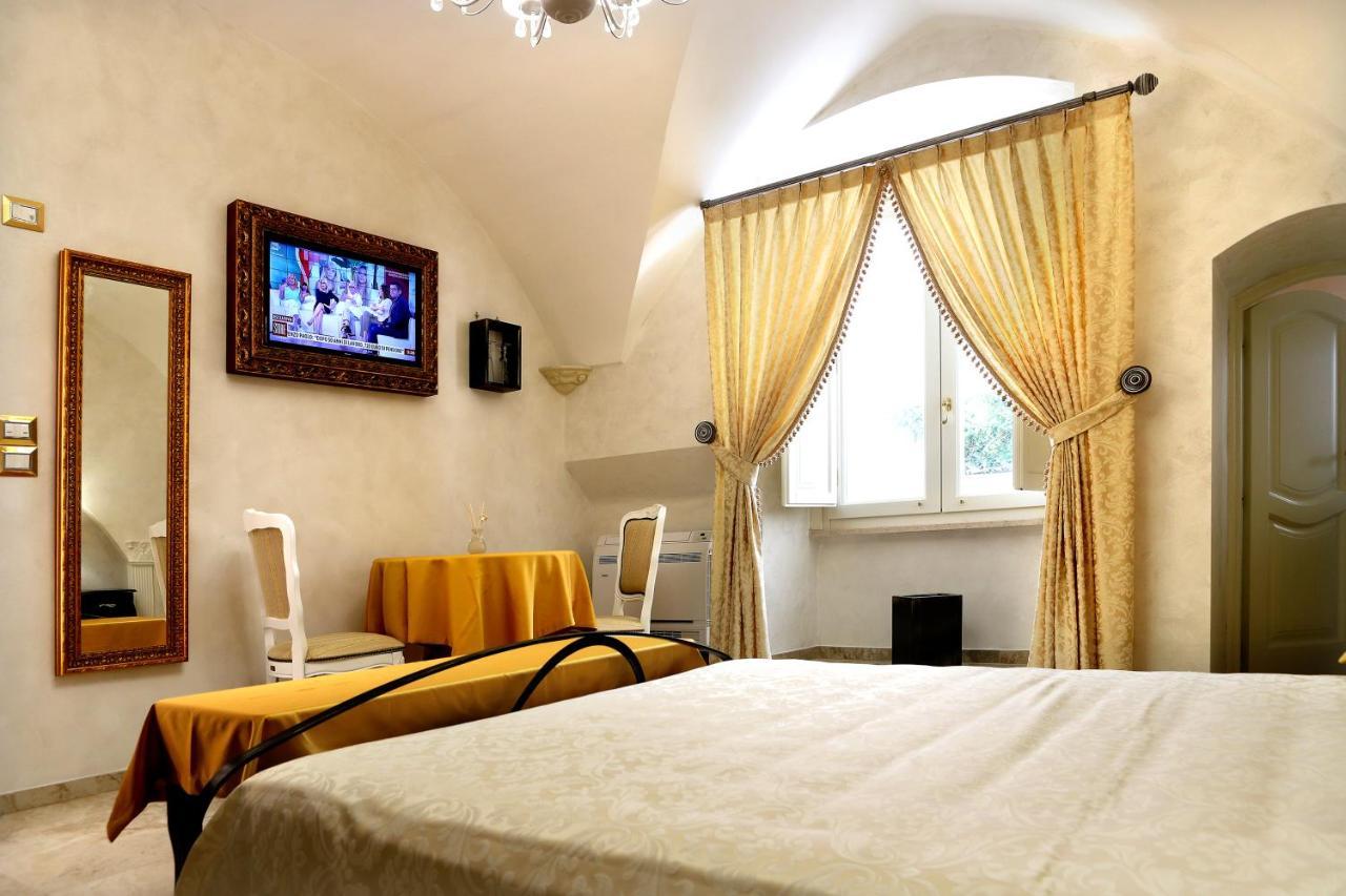 Palazzo Castiglione Bed & Breakfast Gallipoli Exterior photo