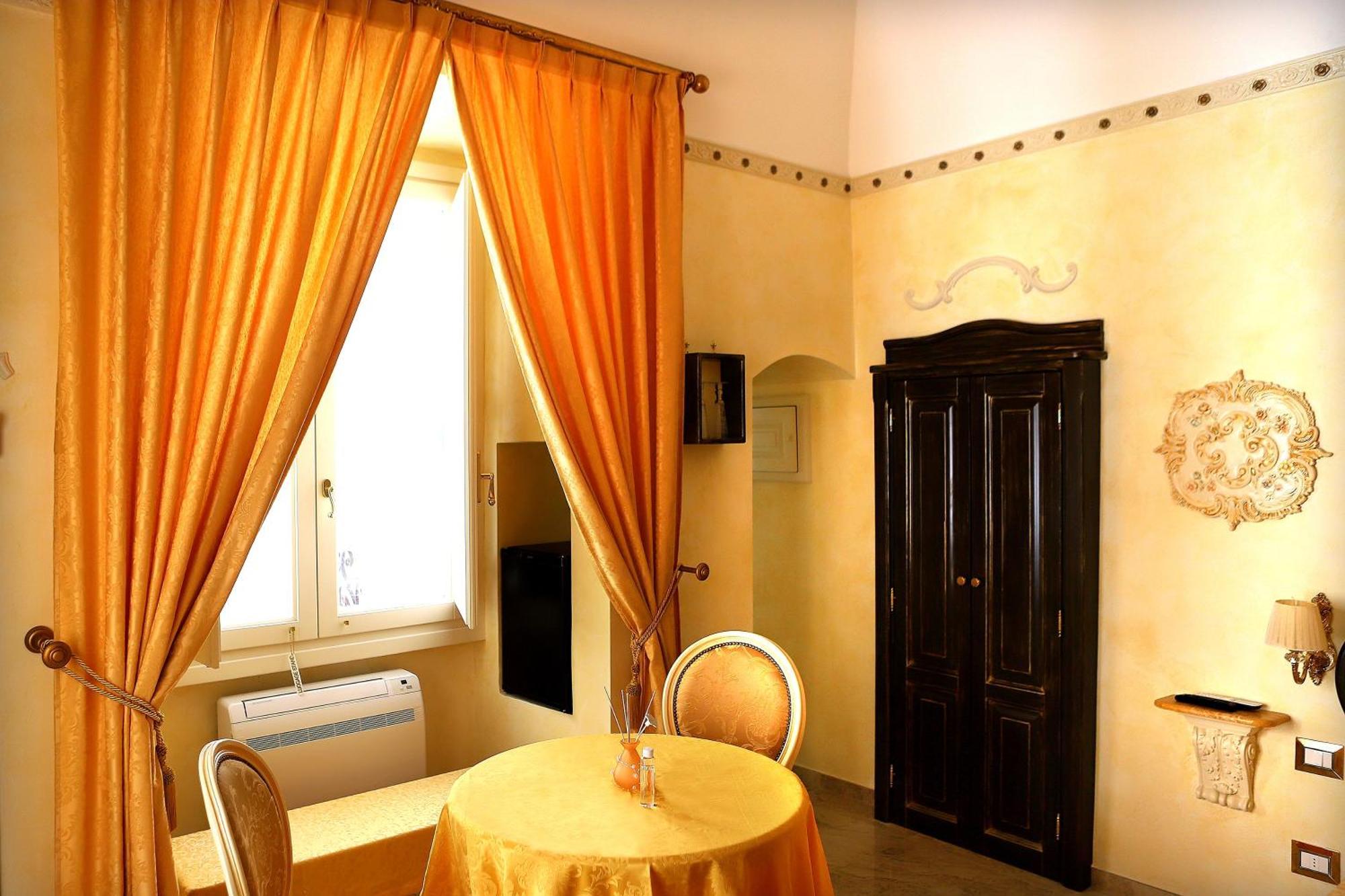 Palazzo Castiglione Bed & Breakfast Gallipoli Exterior photo